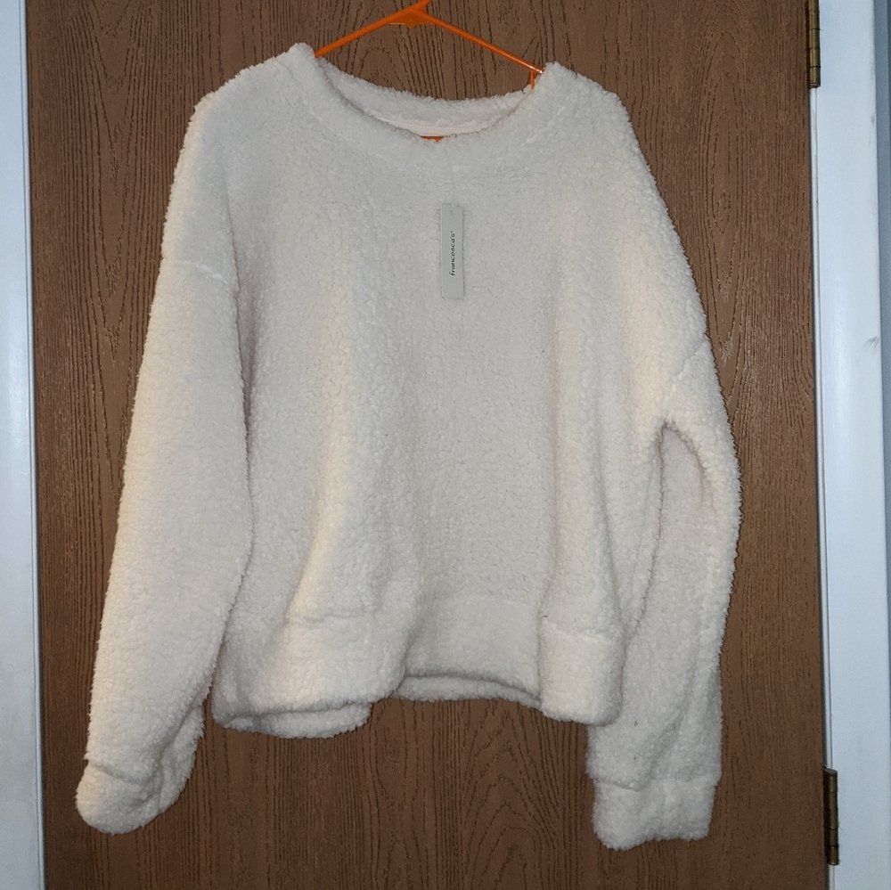 NWT Francesca's Sherpa Crewneck